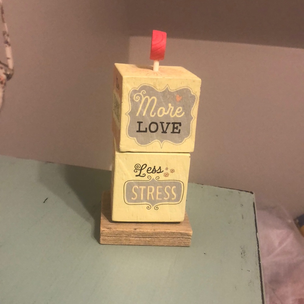 Inspirational rotating decor